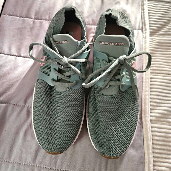 U.S. Polo Assn. Blue Green Athletic Shoes Size 8.5 NWOT - Picture 1 of 9